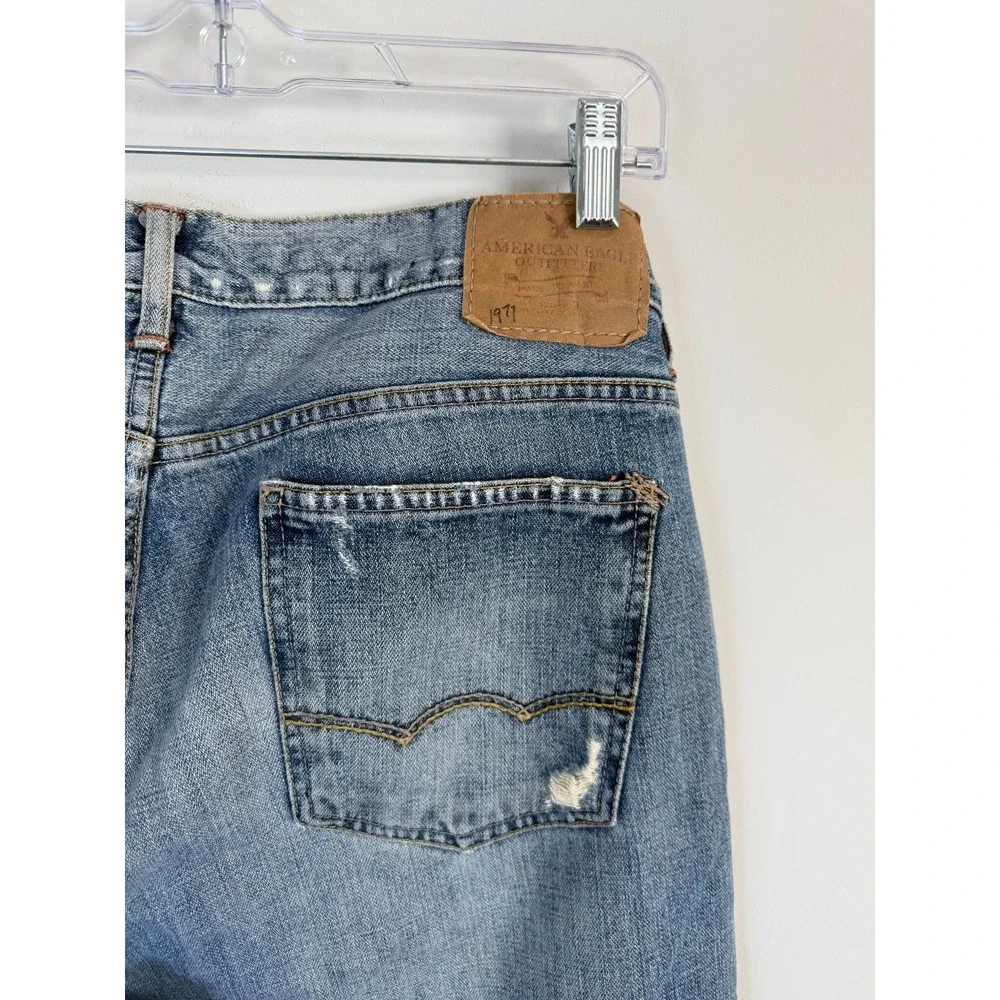 American Eagle Outfitters Men's 34x30 Blue‎ Distressed Straight Leg Denim Jeans